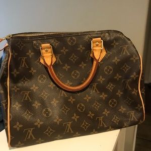 Louis Vuitton speedy monogram bag